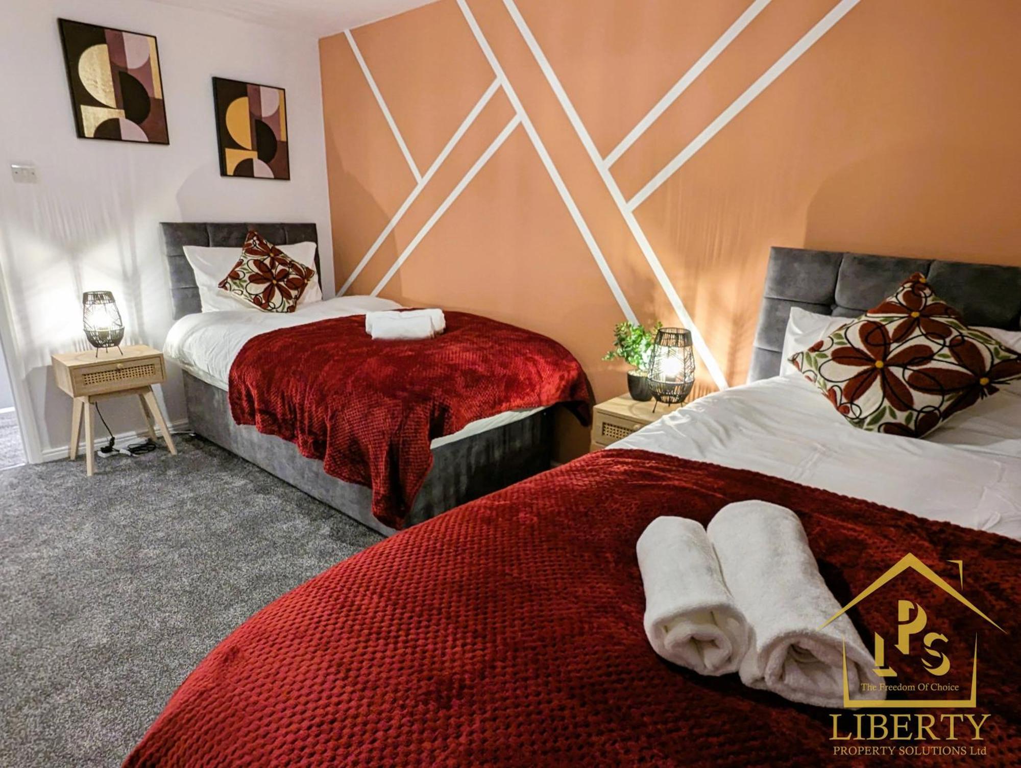 6 Guests * 4 Bedroom * Free Wi-Fi *Huntingdon Exterior foto