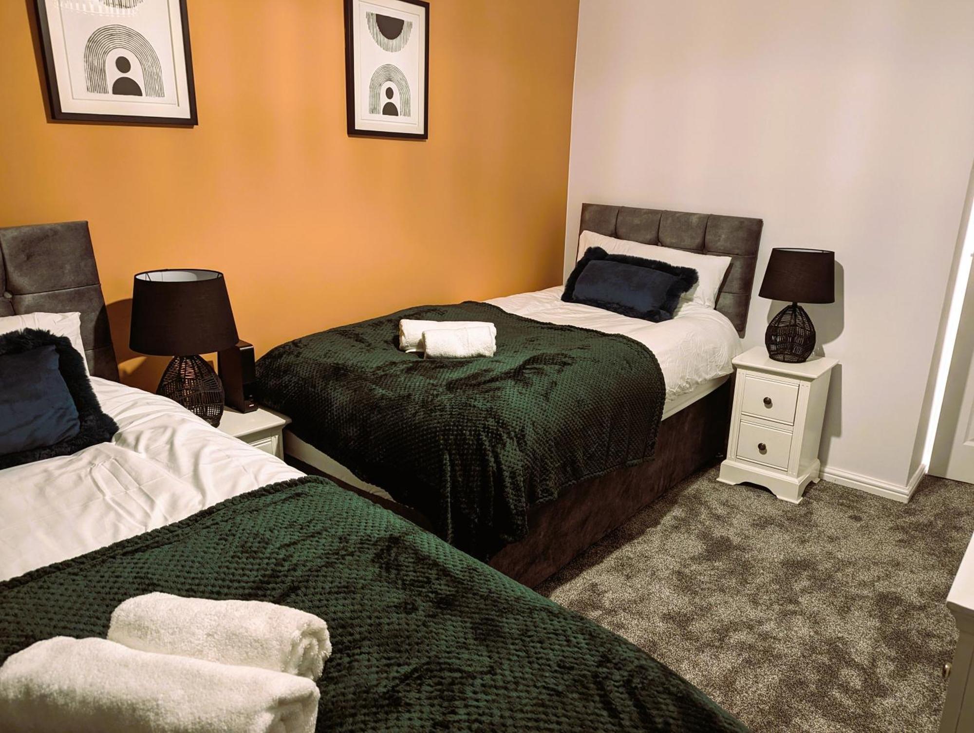 6 Guests * 4 Bedroom * Free Wi-Fi *Huntingdon Exterior foto